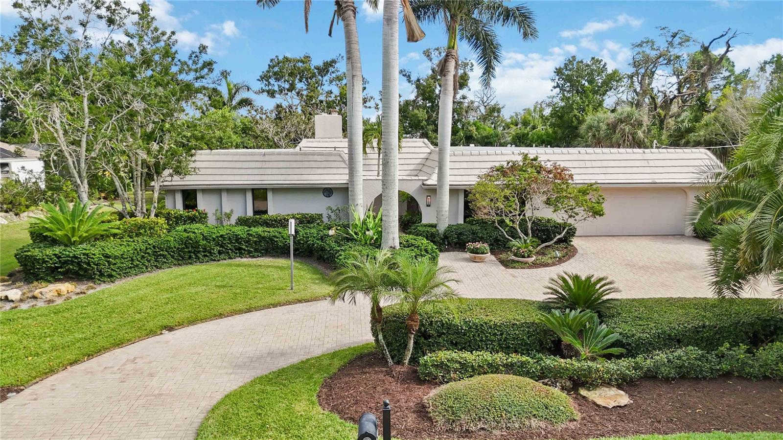 BAY POINT CORR OF - Residential