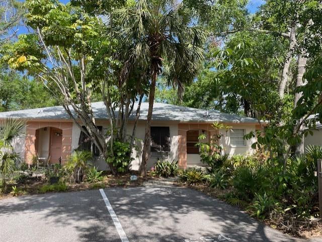 Annual Rental. This 2 bedroom, 2 bath villa is available for immediate occupancy and located just 1.5 miles to Downtown Sarasota. The kitchen has been updated and has a pass through to the dining and living areas. The primary suite has a large walk-in-closet and ensuite with a shower/ tub combo. The guest bedroom also has a large closet and has access to the guest bath which has a walk-in shower. Tile and vinyl flooring throughout- no carpeting- makes it easy to keep clean. Water and Basic Cable are included in the rent! Bermuda Park is a picturesque community with lush, mature landscaping and gives you that old Florida feeling. Prime location just a short drive to I75, US-41, Sarasota International Airport, Sarasota Memorial Hospital and Downtown Sarasota. This villa is also a short distance to the fabulous Legacy Trail. This 18.5-mile paved multiuse recreational trail extends from Sarasota in the north to the Historic Venice Train Depot in the south and is perfect for those who enjoy running, cycling and rollerblading.