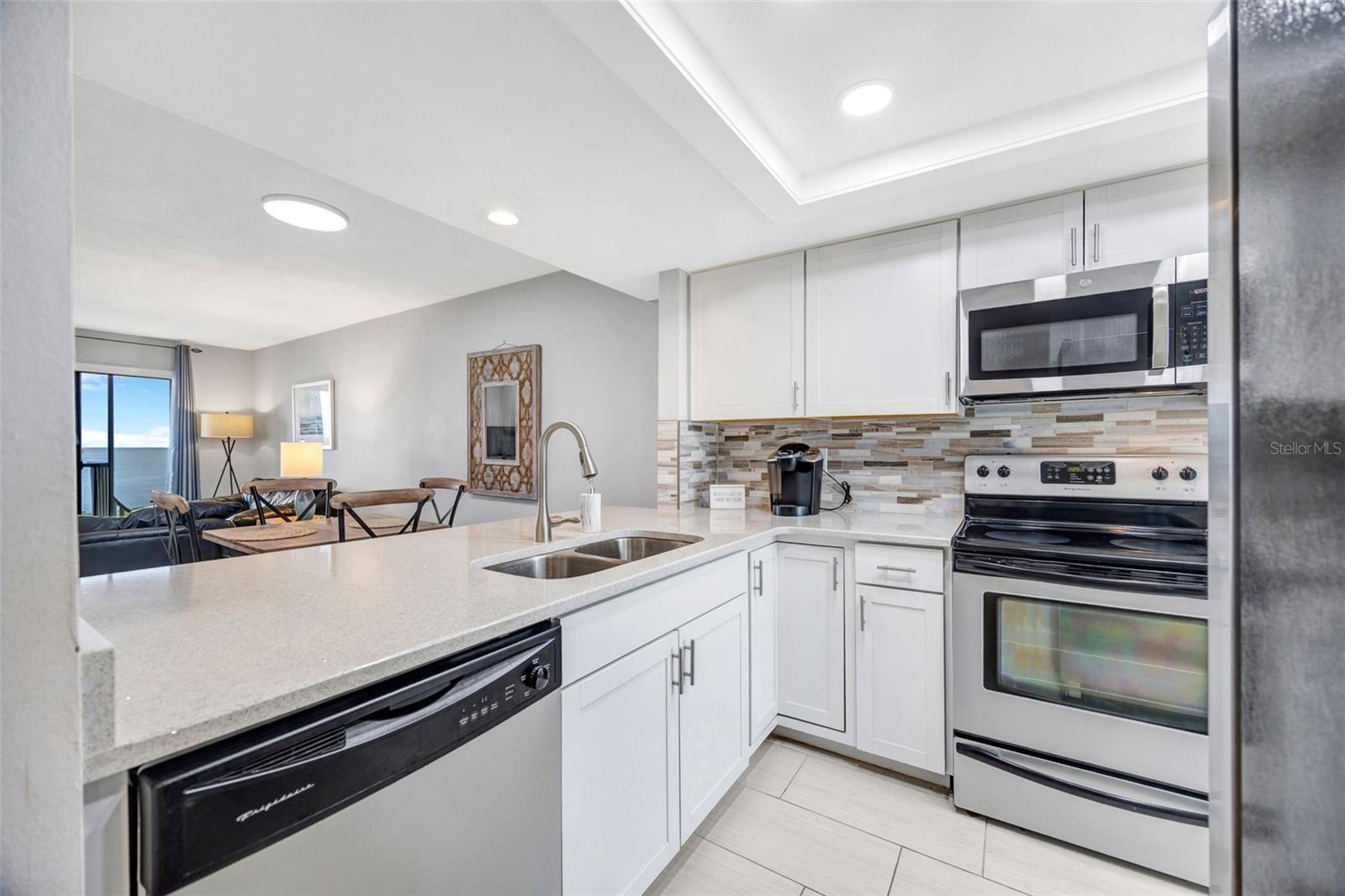 SAND PEBBLE POINTE CONDO 03 - Residential