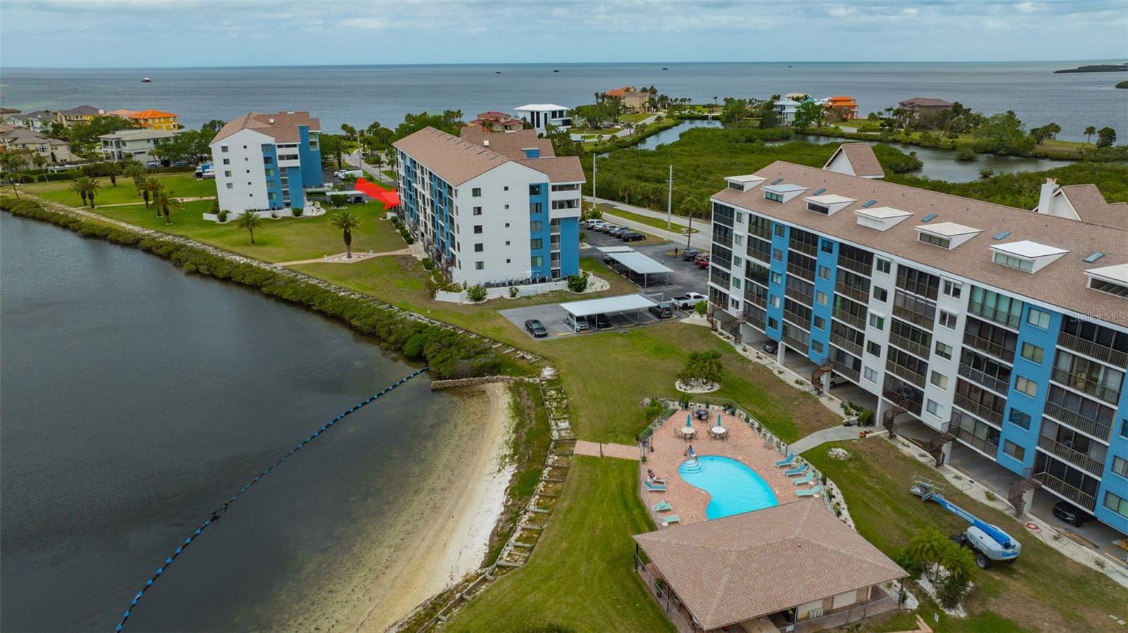 SAND PEBBLE POINTE CONDO 03 - Residential