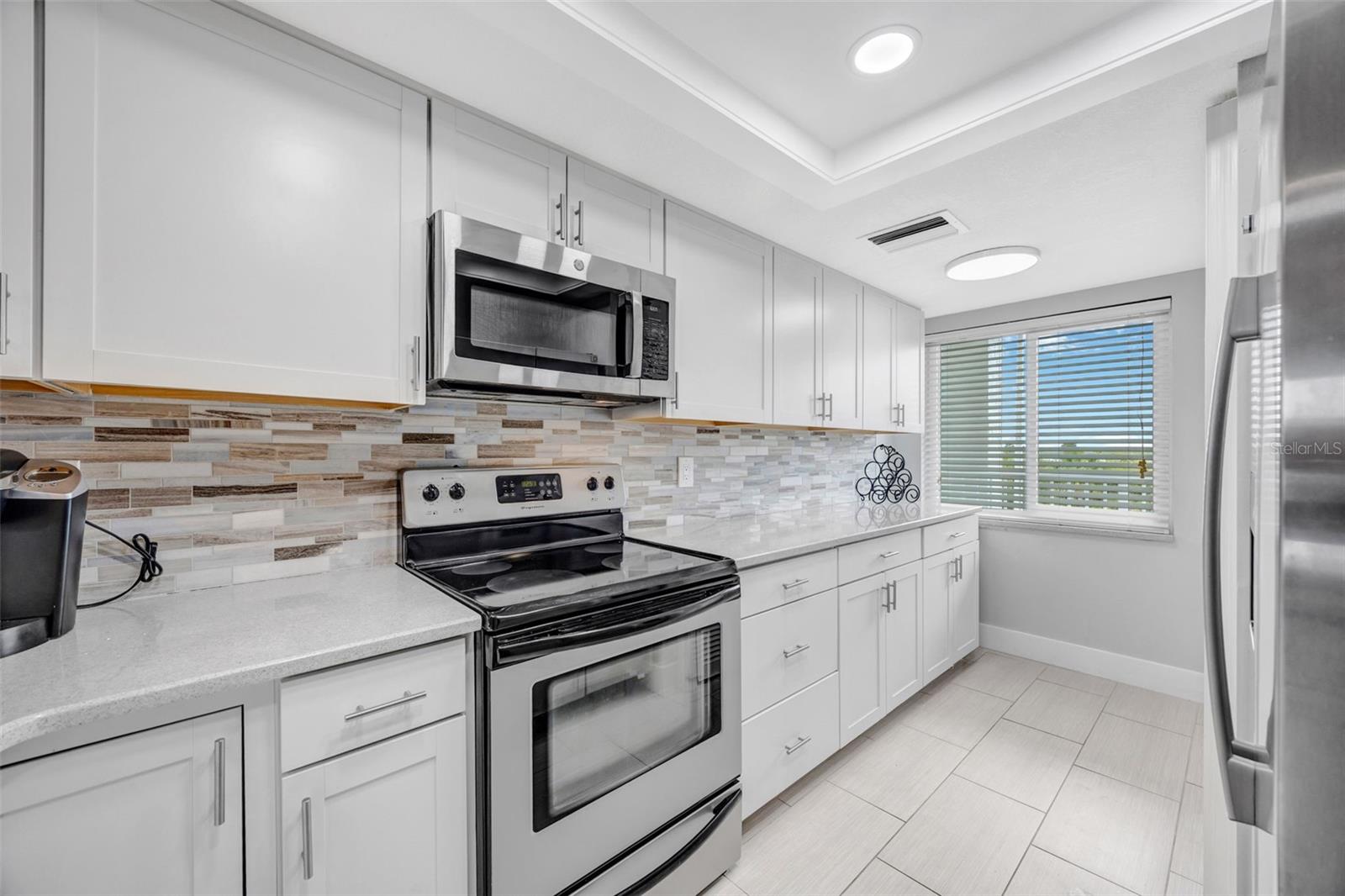 SAND PEBBLE POINTE CONDO 03 - Residential