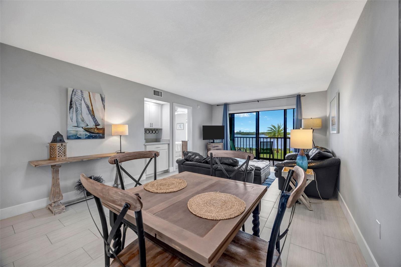 SAND PEBBLE POINTE CONDO 03 - Residential