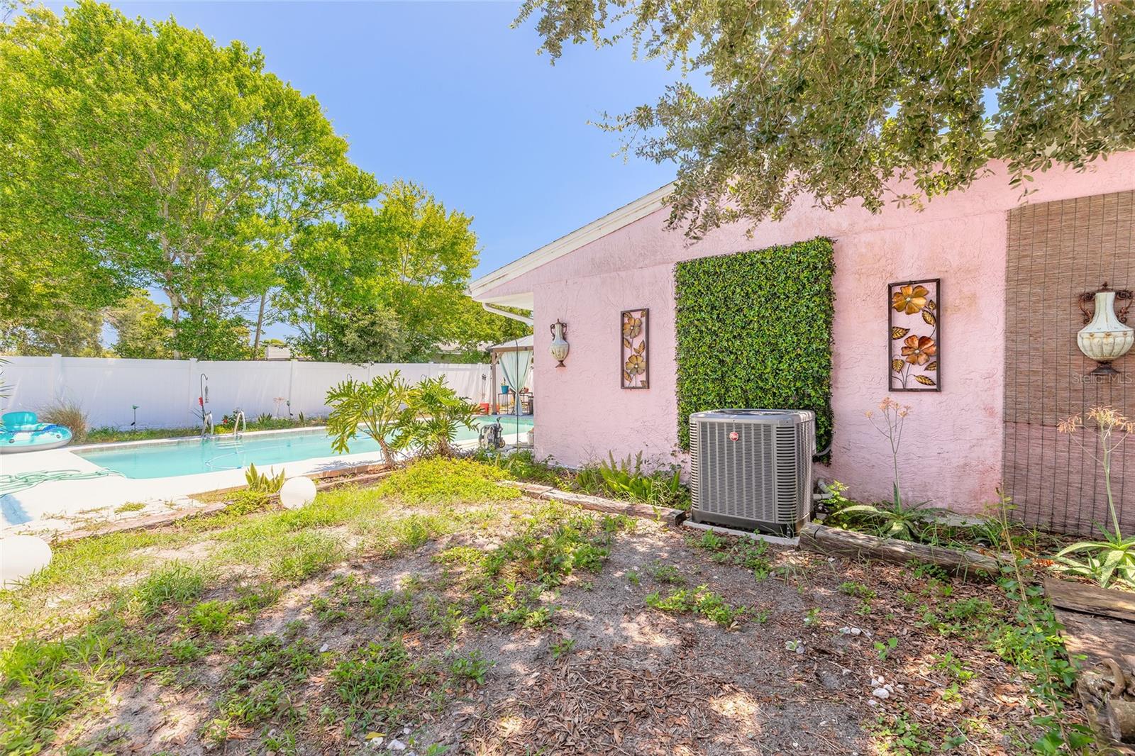 GANYMEDE - Residential