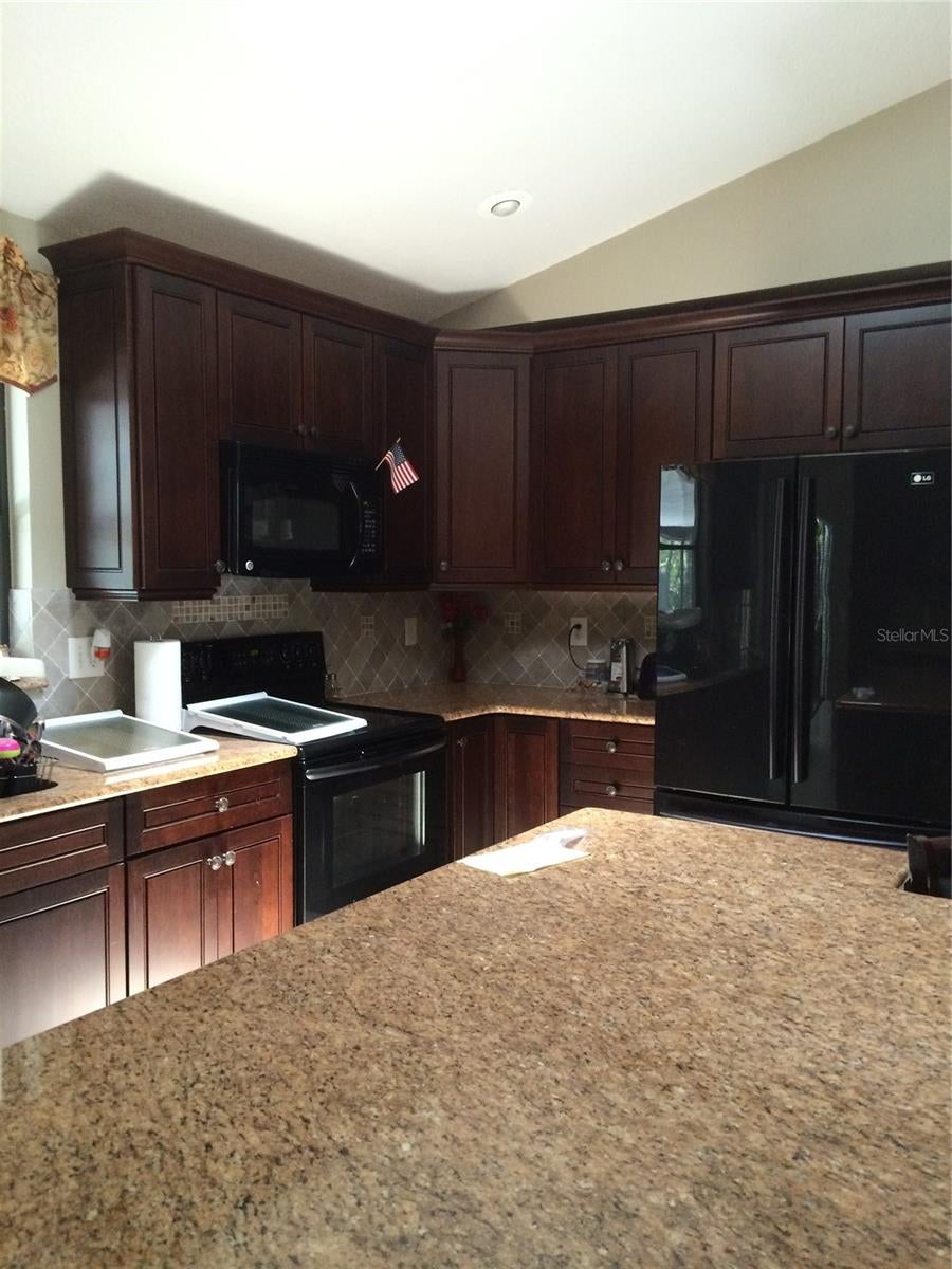 1114 SEAFARER LANE