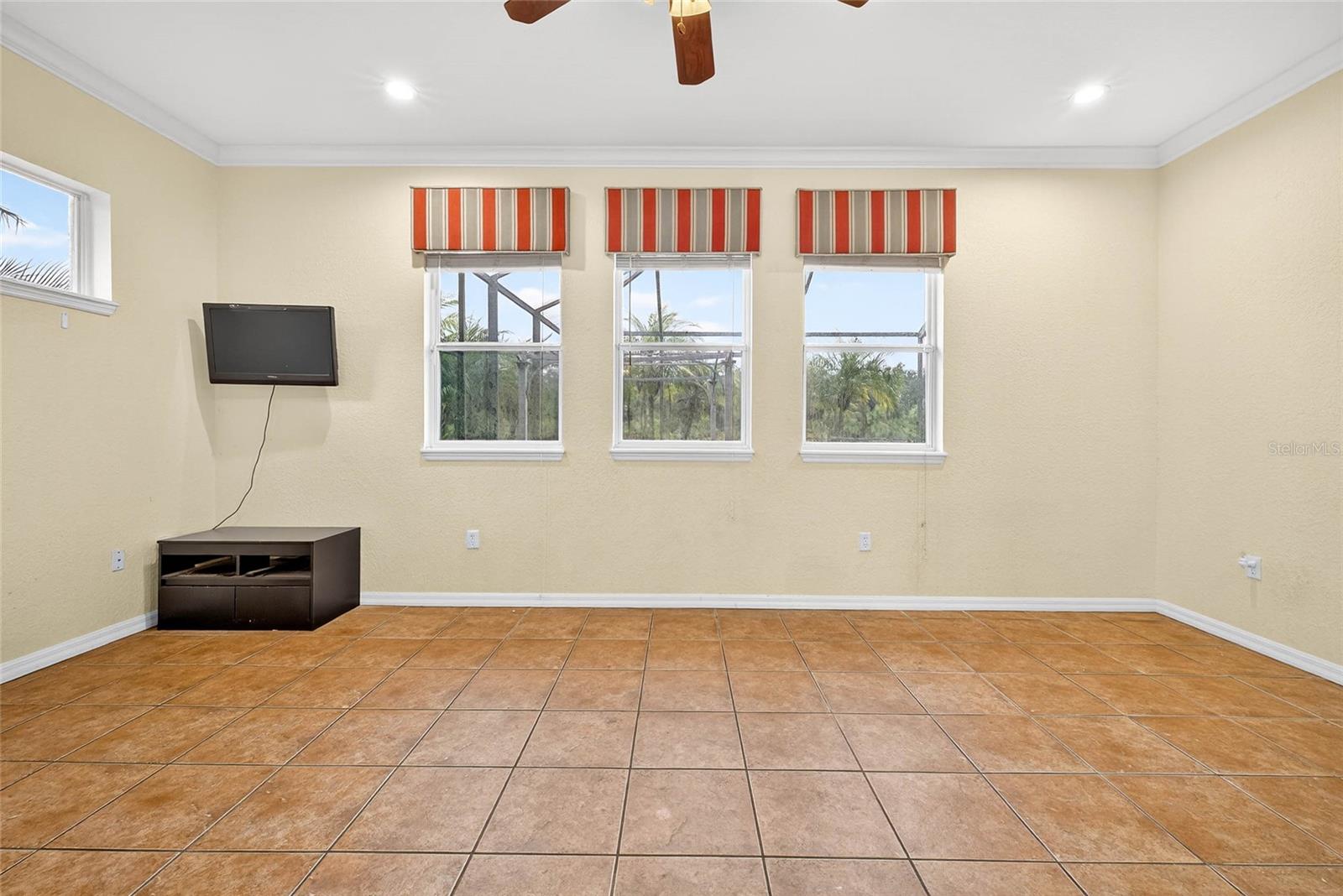 COUNTRY CREEK PH II - Residential