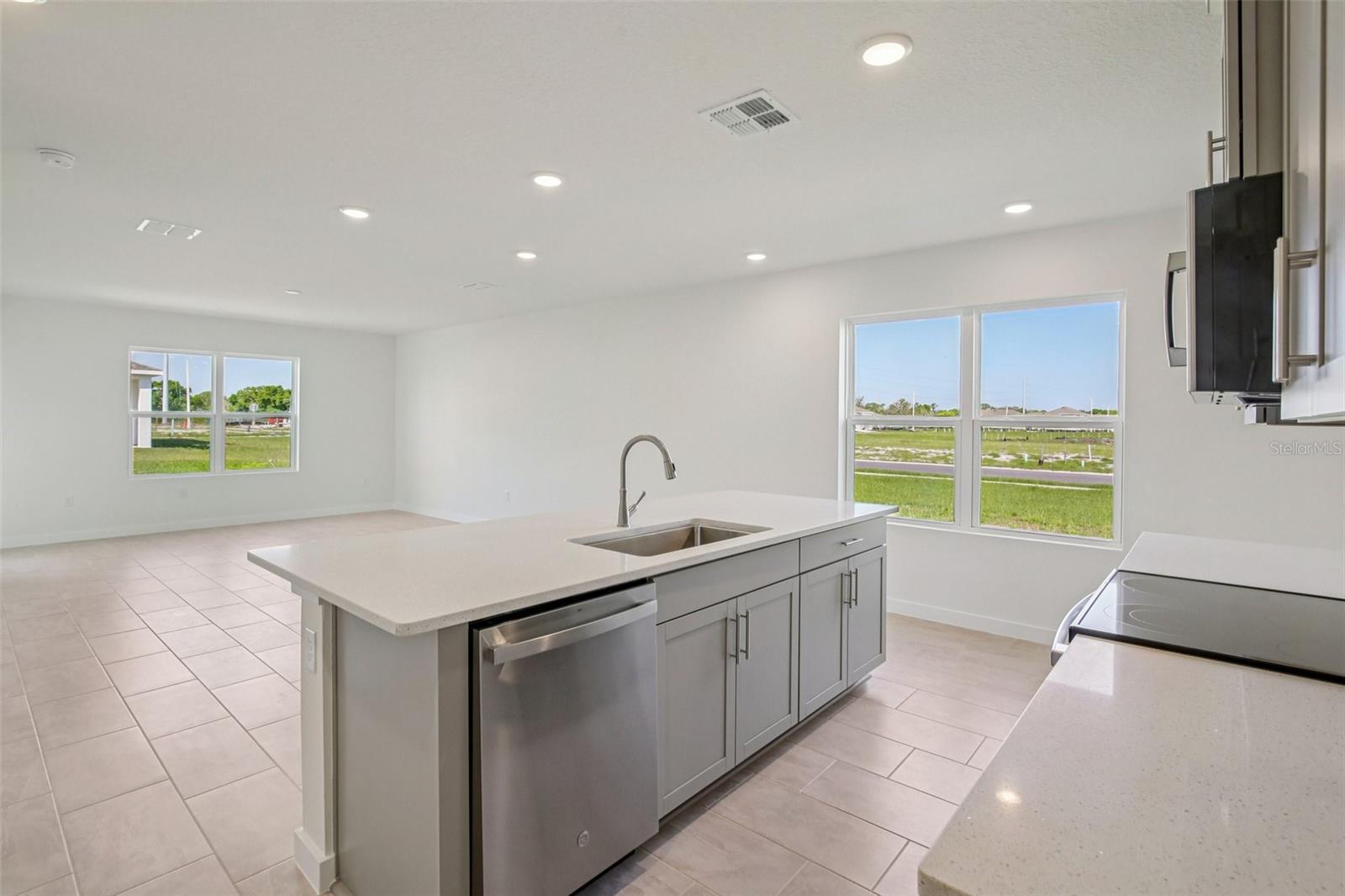 WILLOWBROOK NORTH - Residential