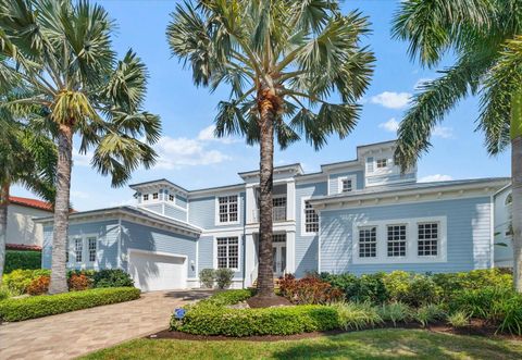 A home in LONGBOAT KEY