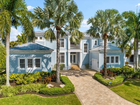 A home in LONGBOAT KEY