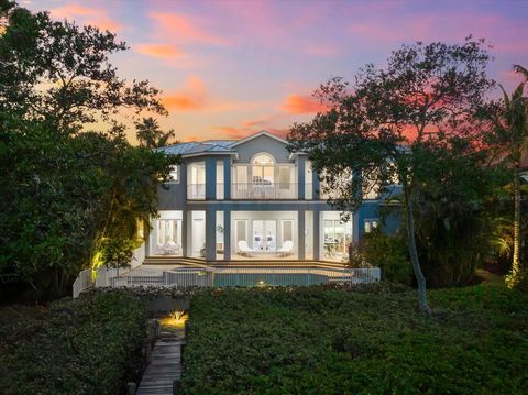 A home in LONGBOAT KEY