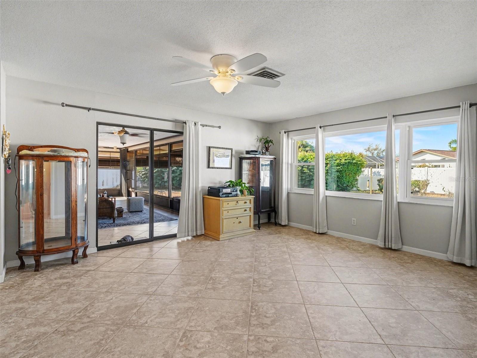 PINEBROOK SOUTH UNIT 3 - Residential