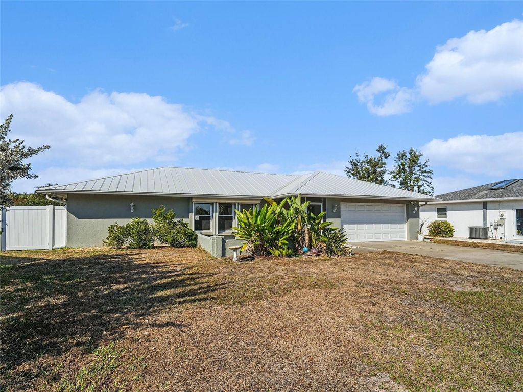 Photo of 1309 Pinebrook Way Court, Venice, FL 34285 (MLS # TB8478961)