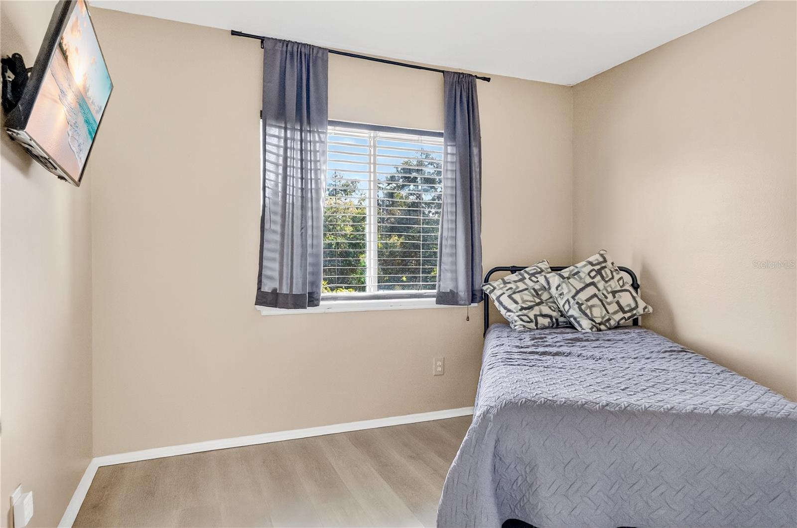 HEATHER GLEN AT MEADOW WOODS 43/134 - Residential