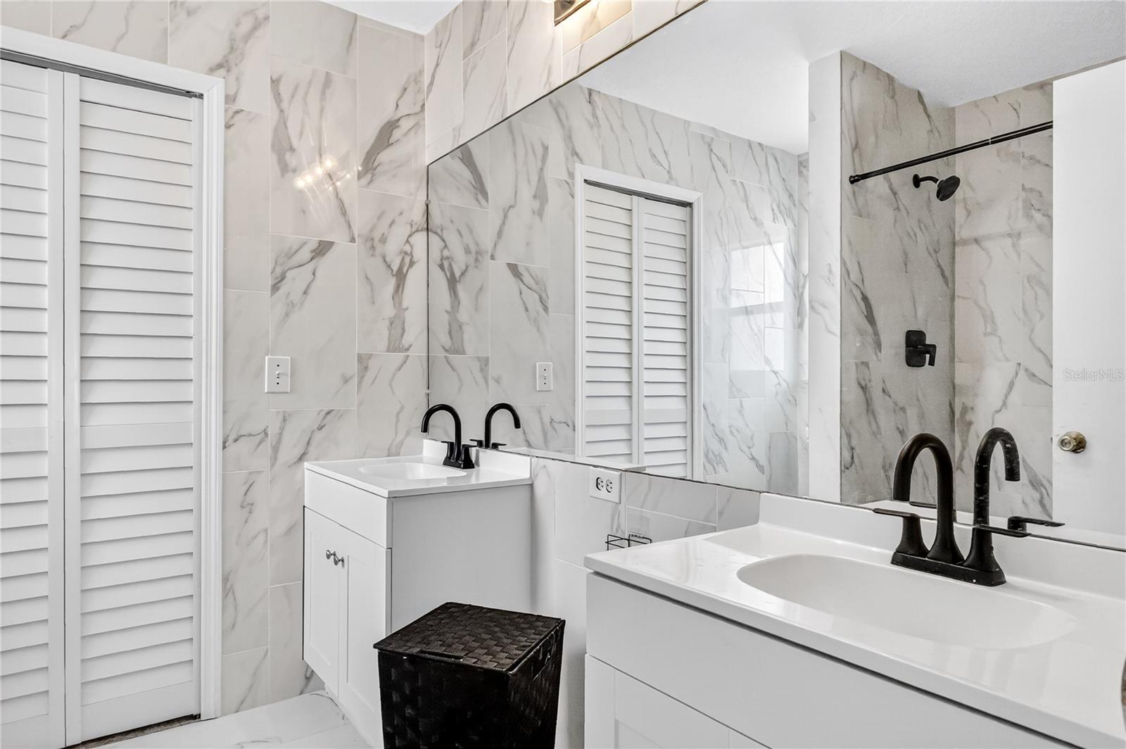 HEATHER GLEN AT MEADOW WOODS 43/134 - Residential