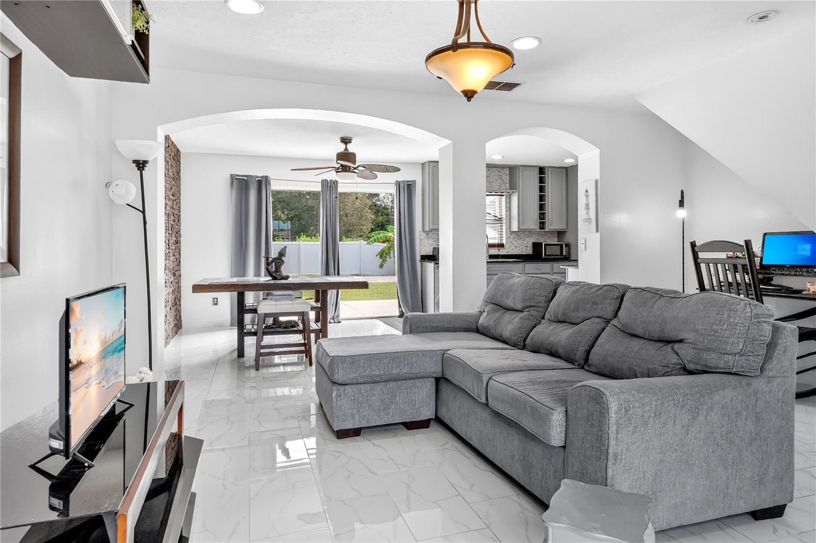 HEATHER GLEN AT MEADOW WOODS 43/134 - Residential