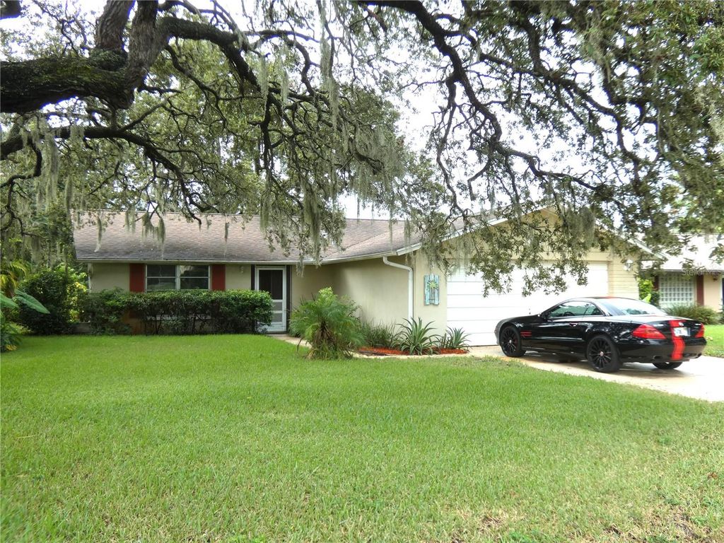 Photo of 8140 San Felipe Court, Port Richey, FL 34668 (MLS # W7878436)