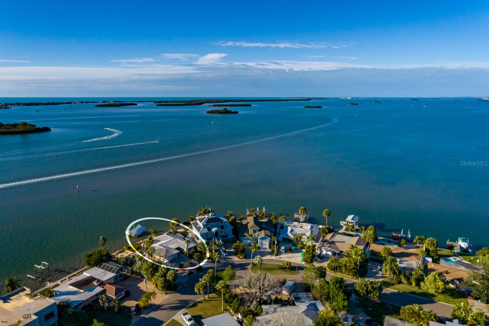 VENETIAN POINT - Residential