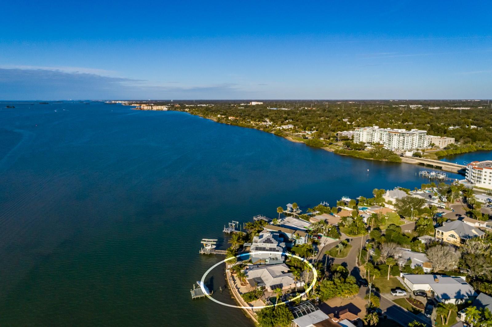 VENETIAN POINT - Residential