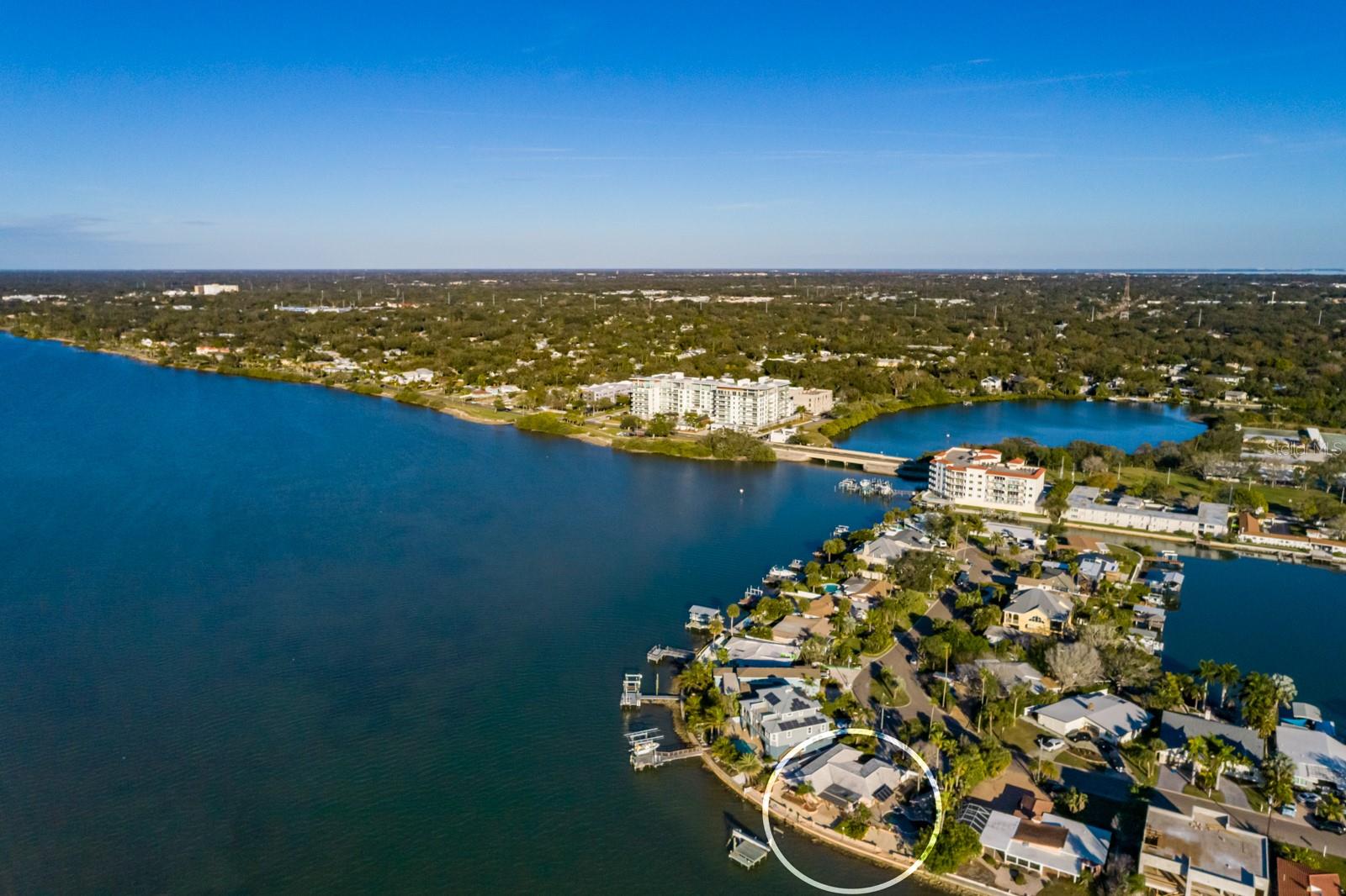 VENETIAN POINT - Residential