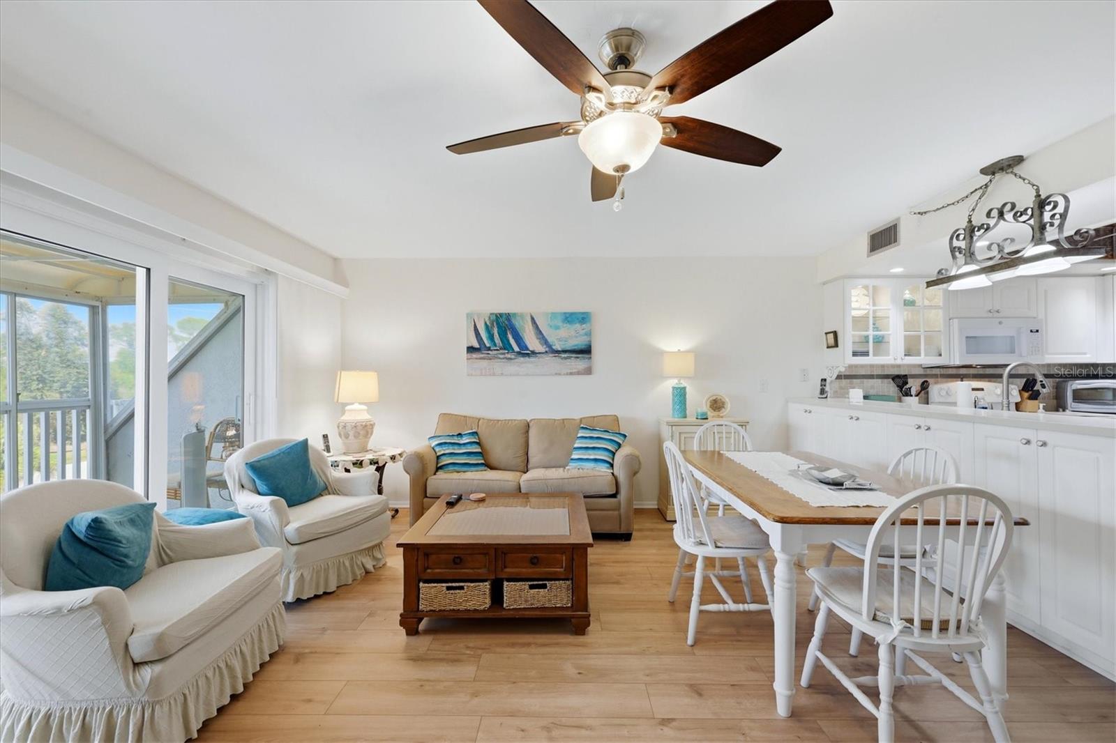 FIDDLERS GREEN 02 PH 03 BLDG 01 - Residential