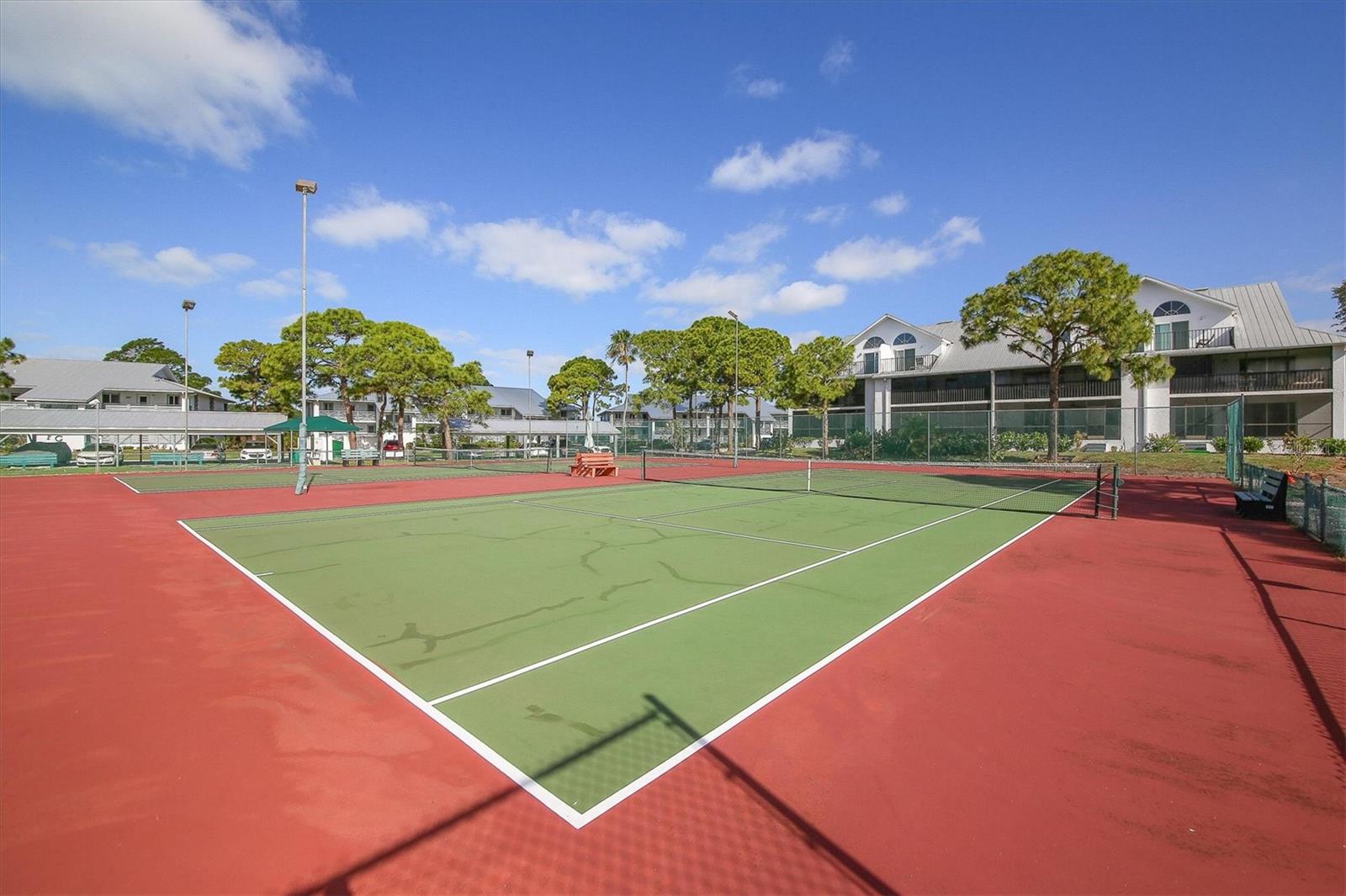 FIDDLERS GREEN 02 PH 03 BLDG 01 - Residential