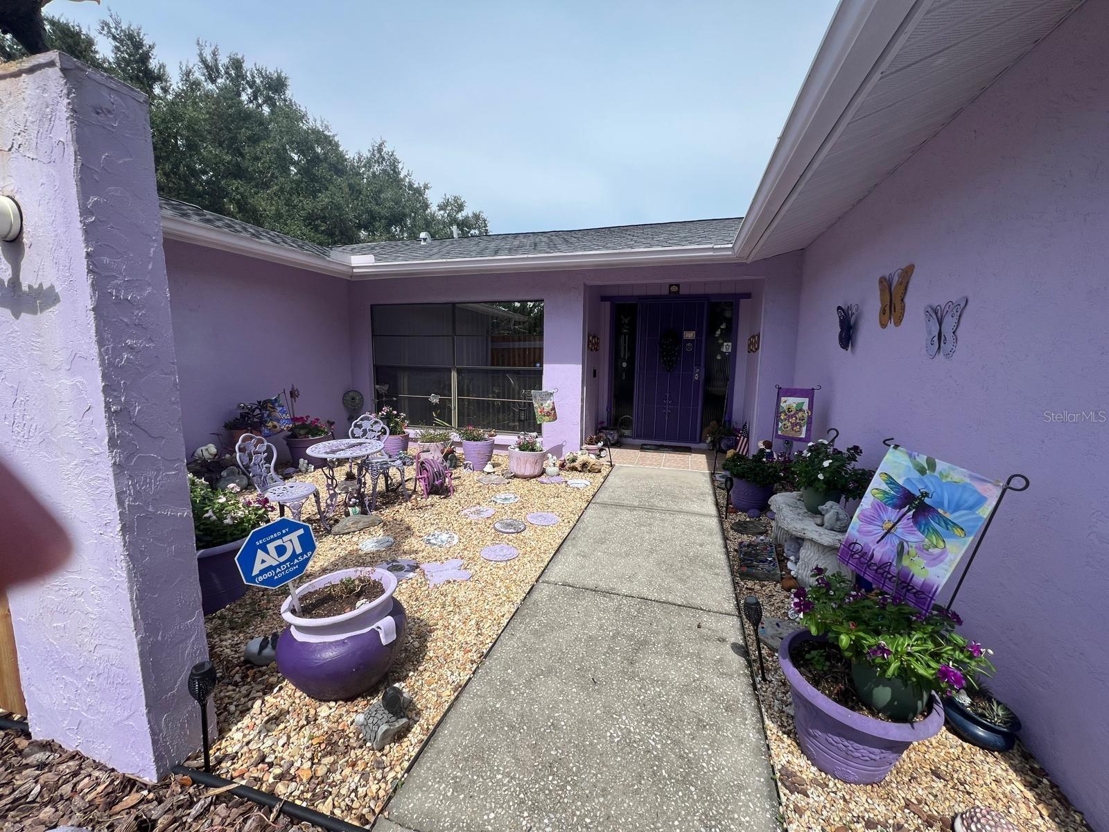 4242 DRYDEN CIRCLE
