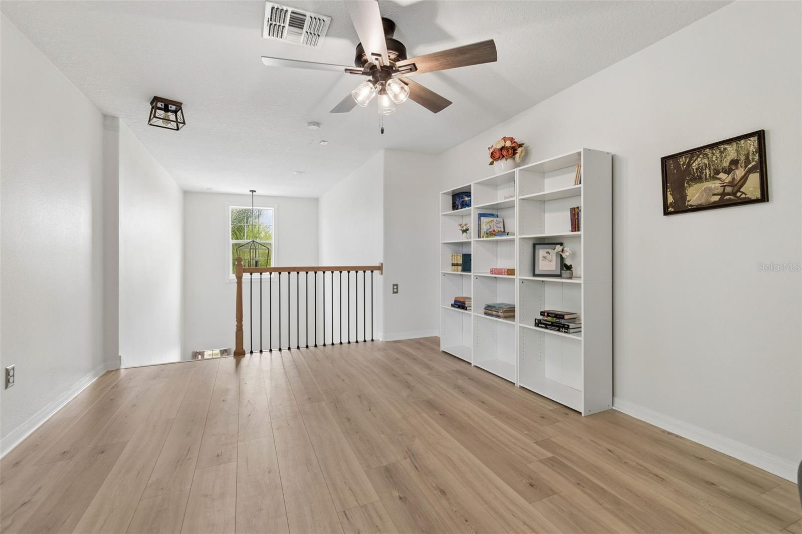 SUNSHINE VILLAGE PH 2 - Residential