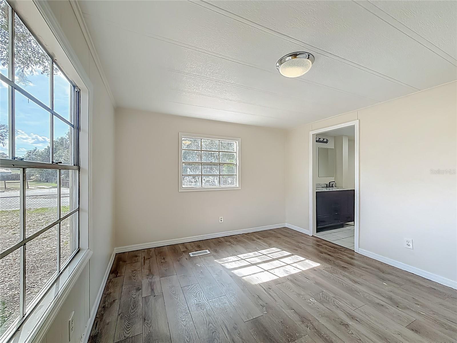 SHADY HILLS PARK SOUTH - Residential