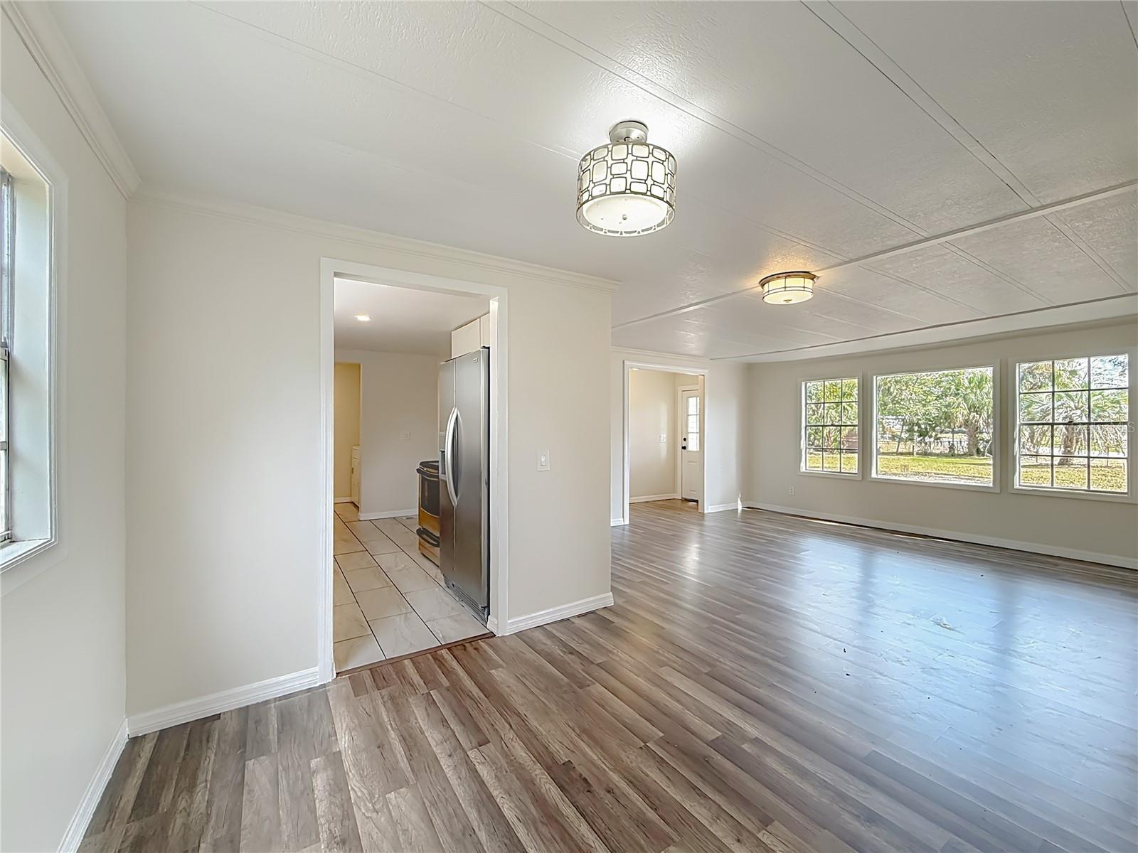 SHADY HILLS PARK SOUTH - Residential