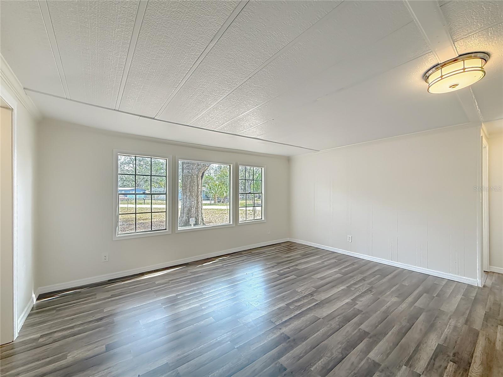 SHADY HILLS PARK SOUTH - Residential