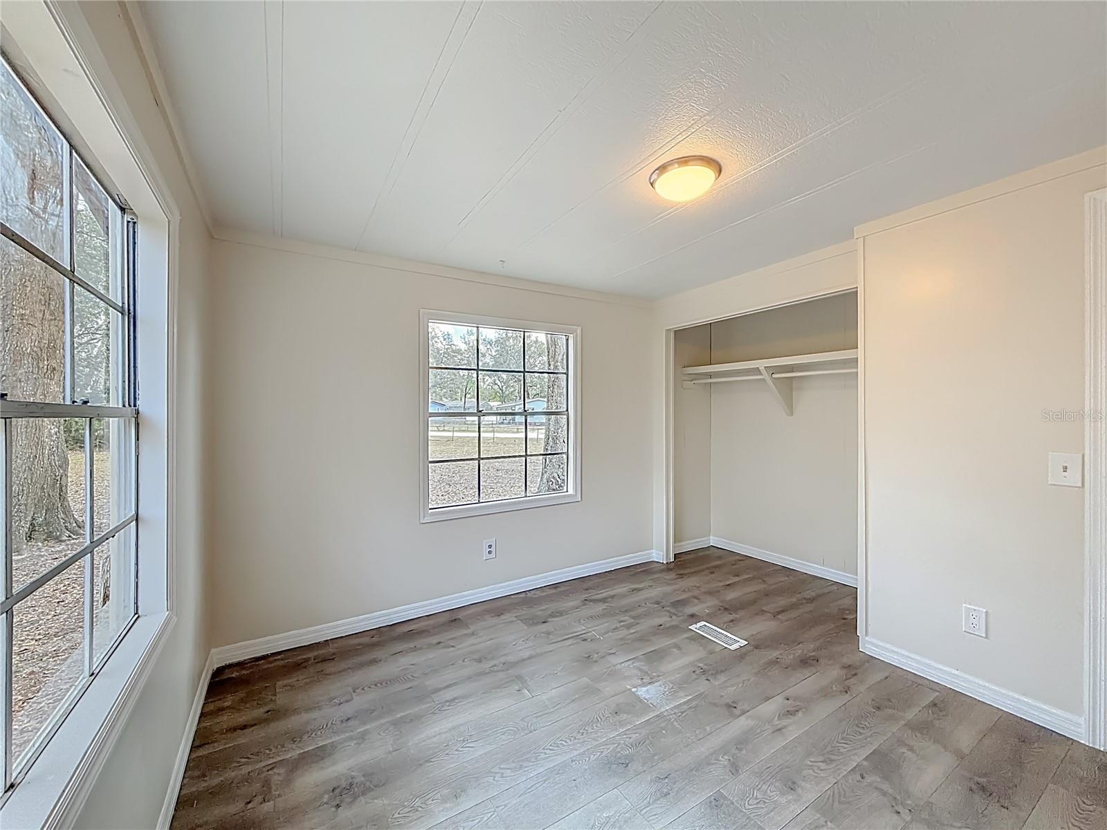 SHADY HILLS PARK SOUTH - Residential