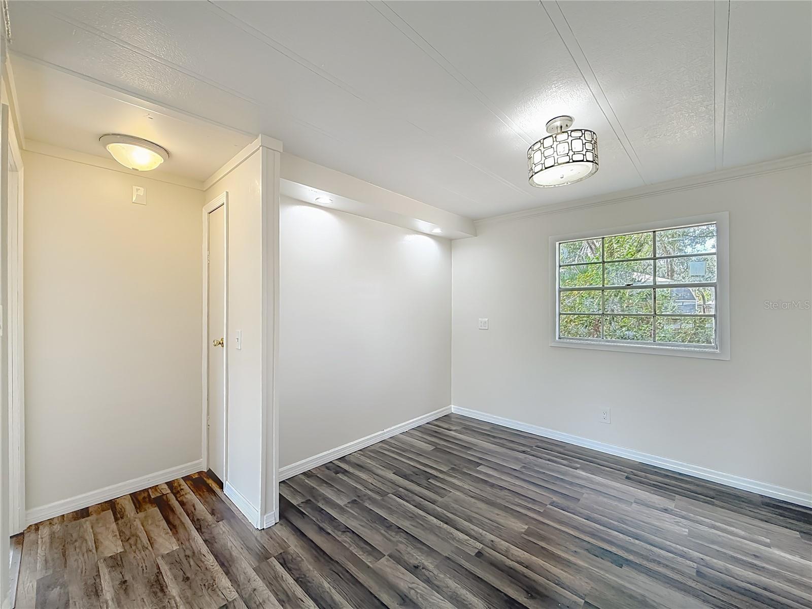 SHADY HILLS PARK SOUTH - Residential