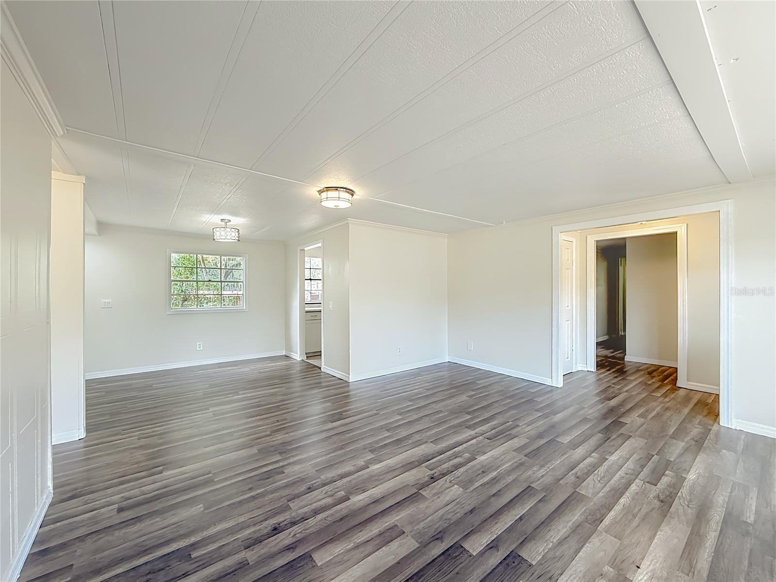 SHADY HILLS PARK SOUTH - Residential