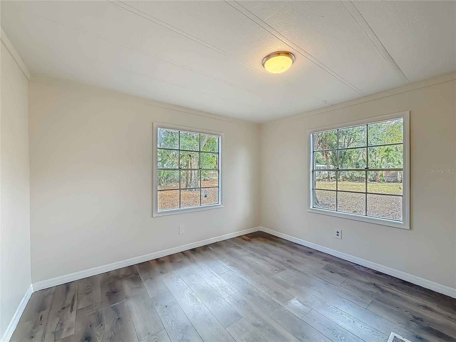 SHADY HILLS PARK SOUTH - Residential