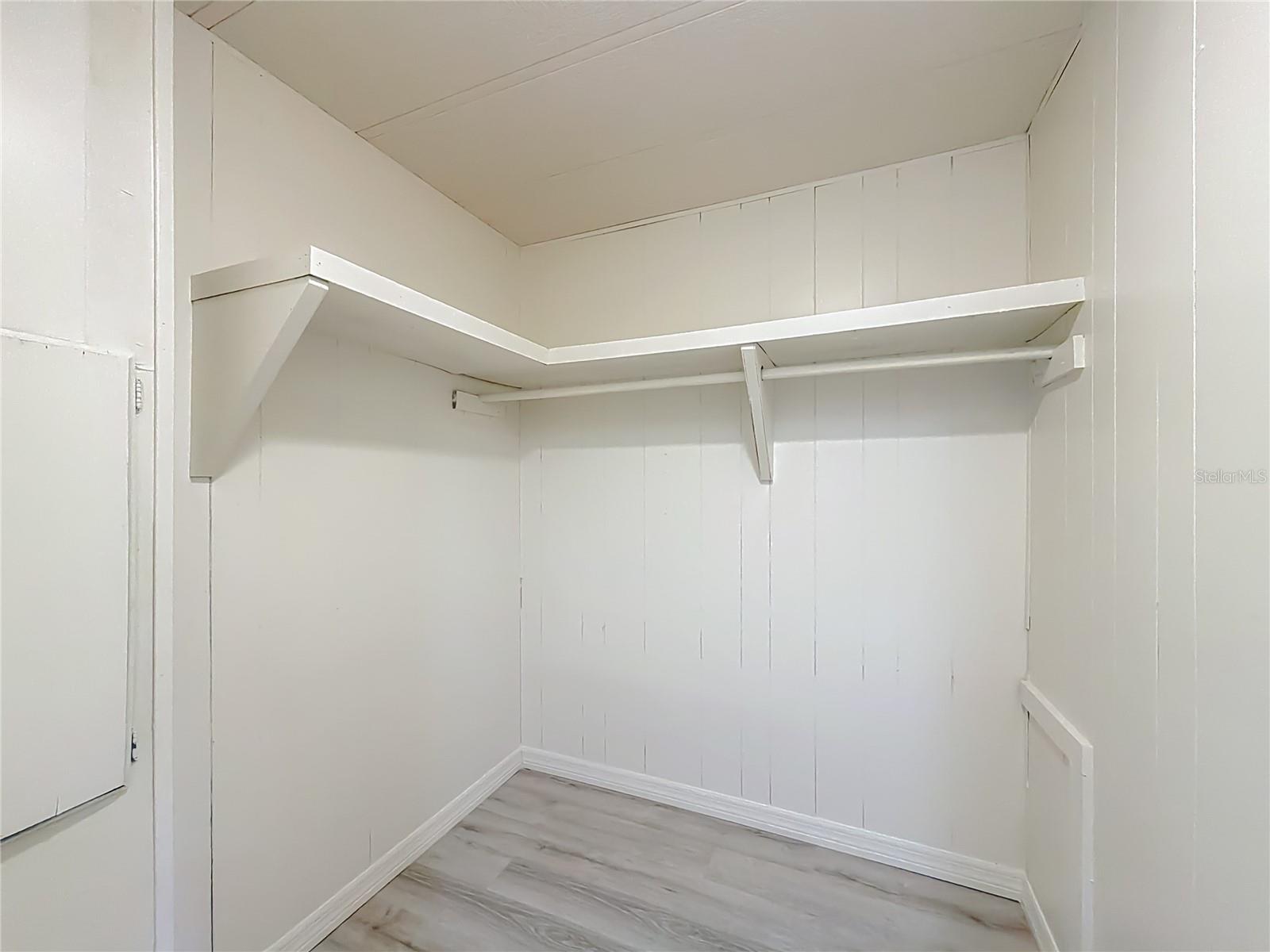 SHADY HILLS PARK SOUTH - Residential