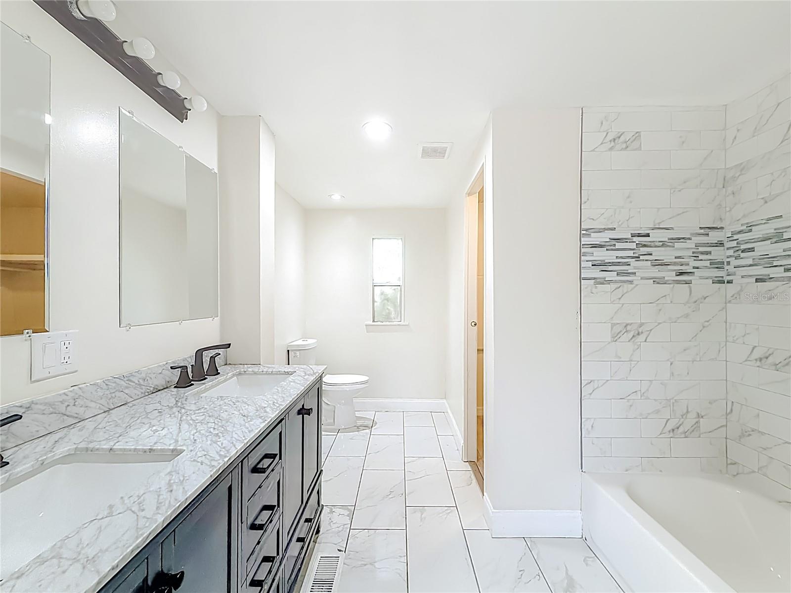 SHADY HILLS PARK SOUTH - Residential