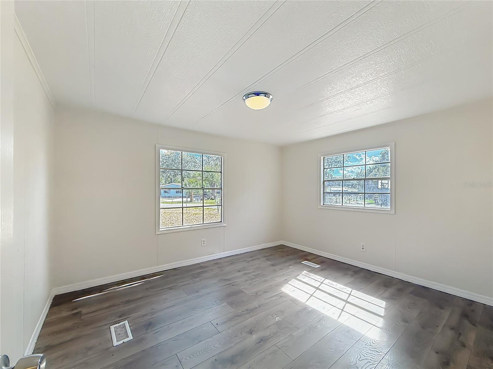 SHADY HILLS PARK SOUTH - Residential