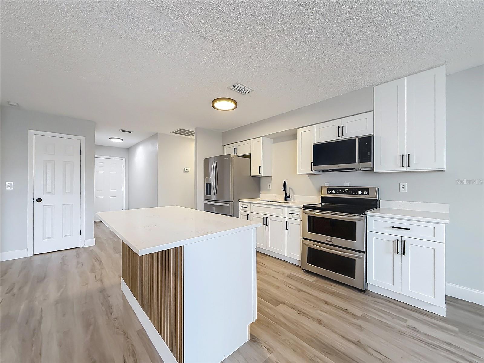 SILVER SPRINGS SHORES UNIT 68 - Residential