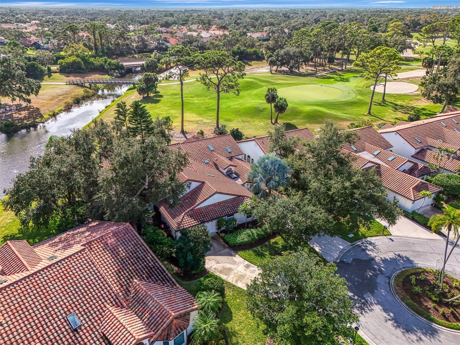 VILLA PALMERAS - Residential