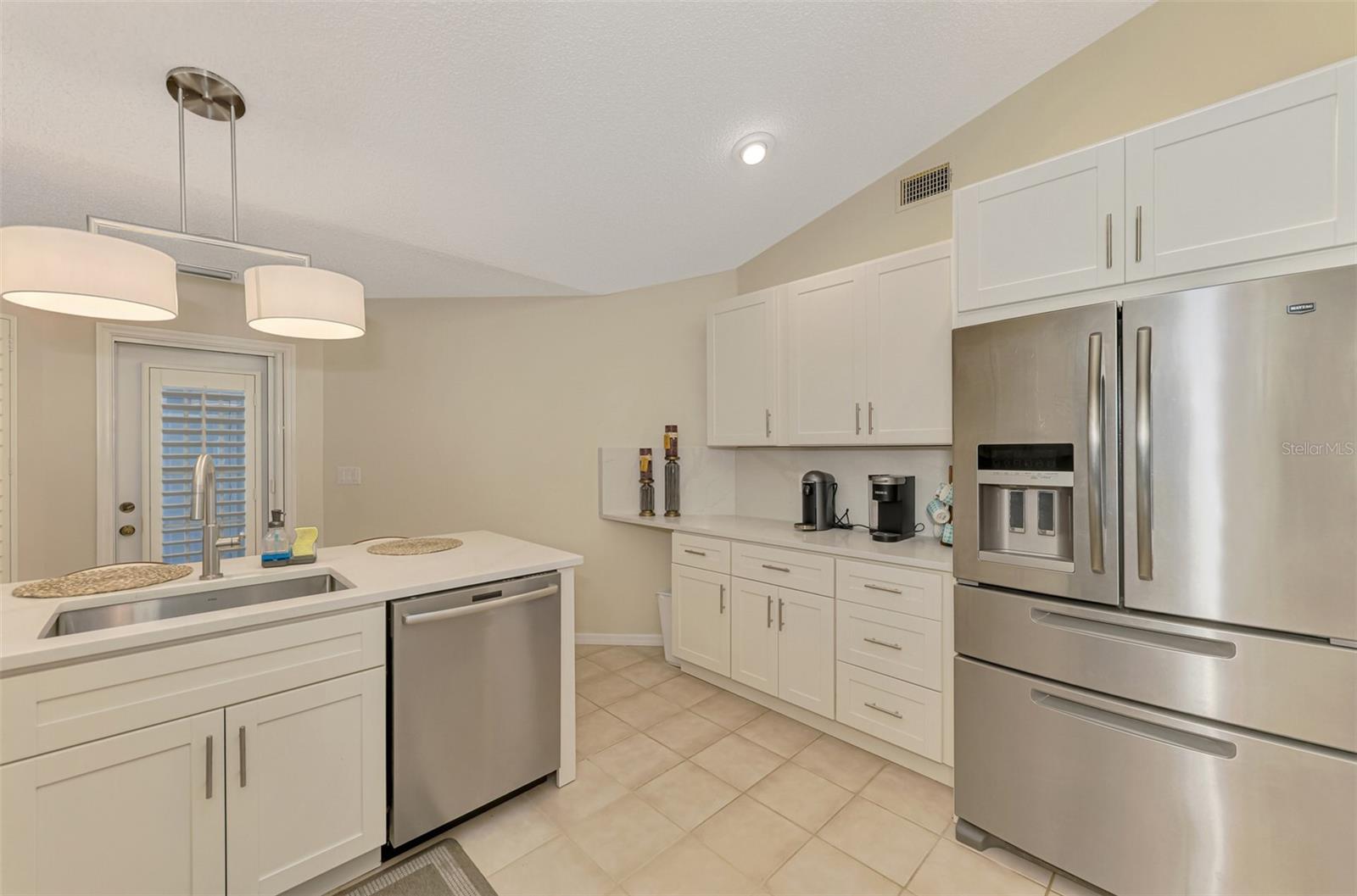 VILLA PALMERAS - Residential