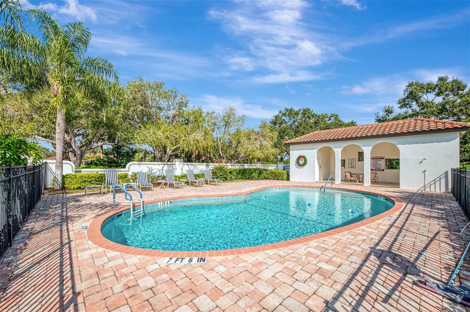 VILLA PALMERAS - Residential