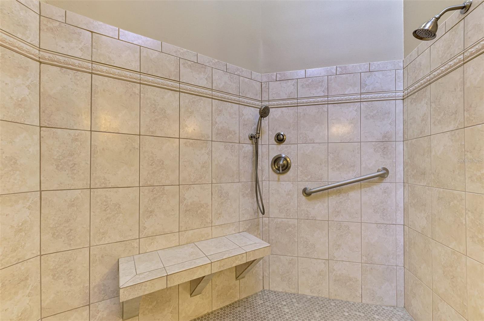 VILLA PALMERAS - Residential