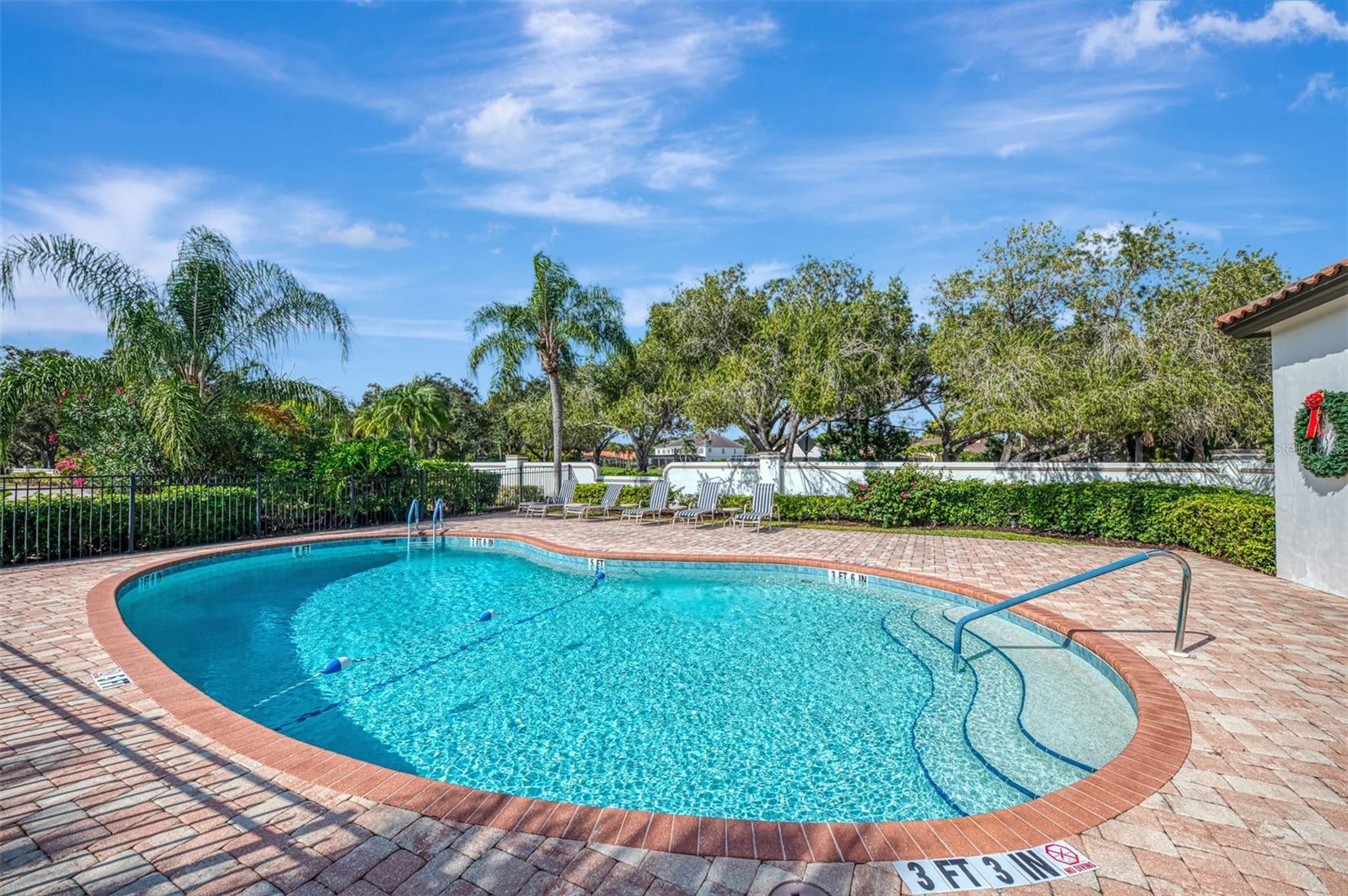 VILLA PALMERAS - Residential