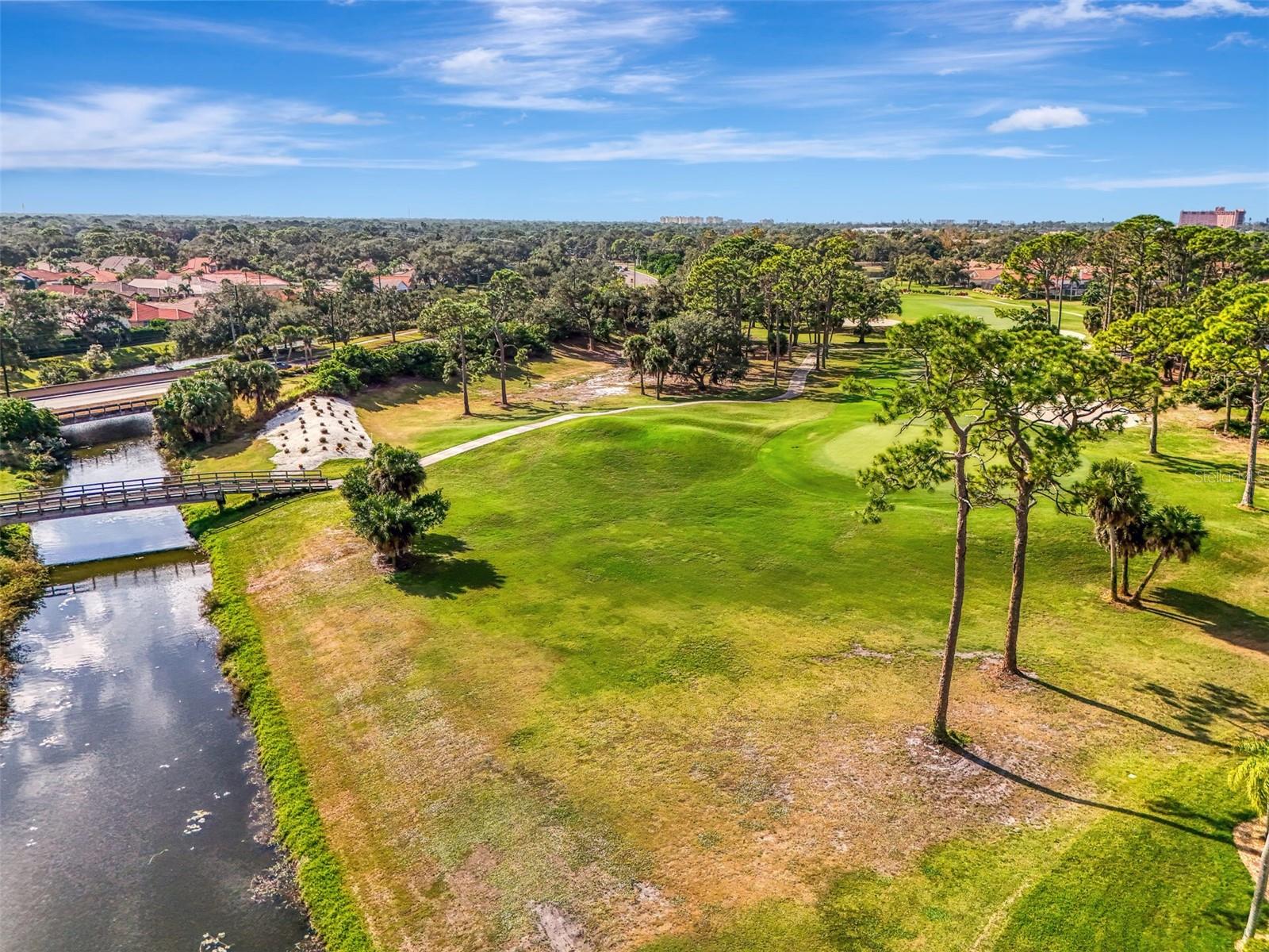 VILLA PALMERAS - Residential