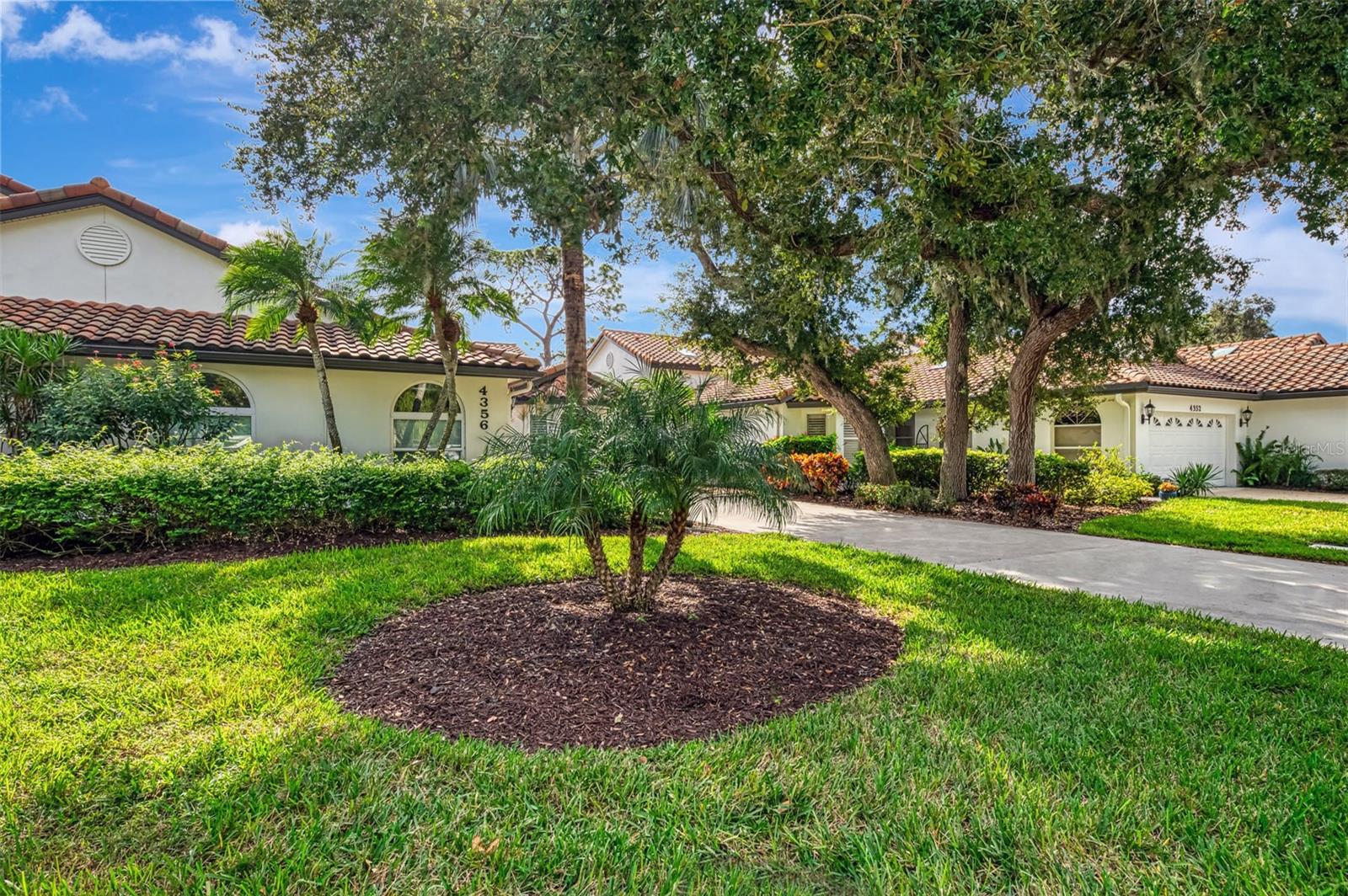 VILLA PALMERAS - Residential