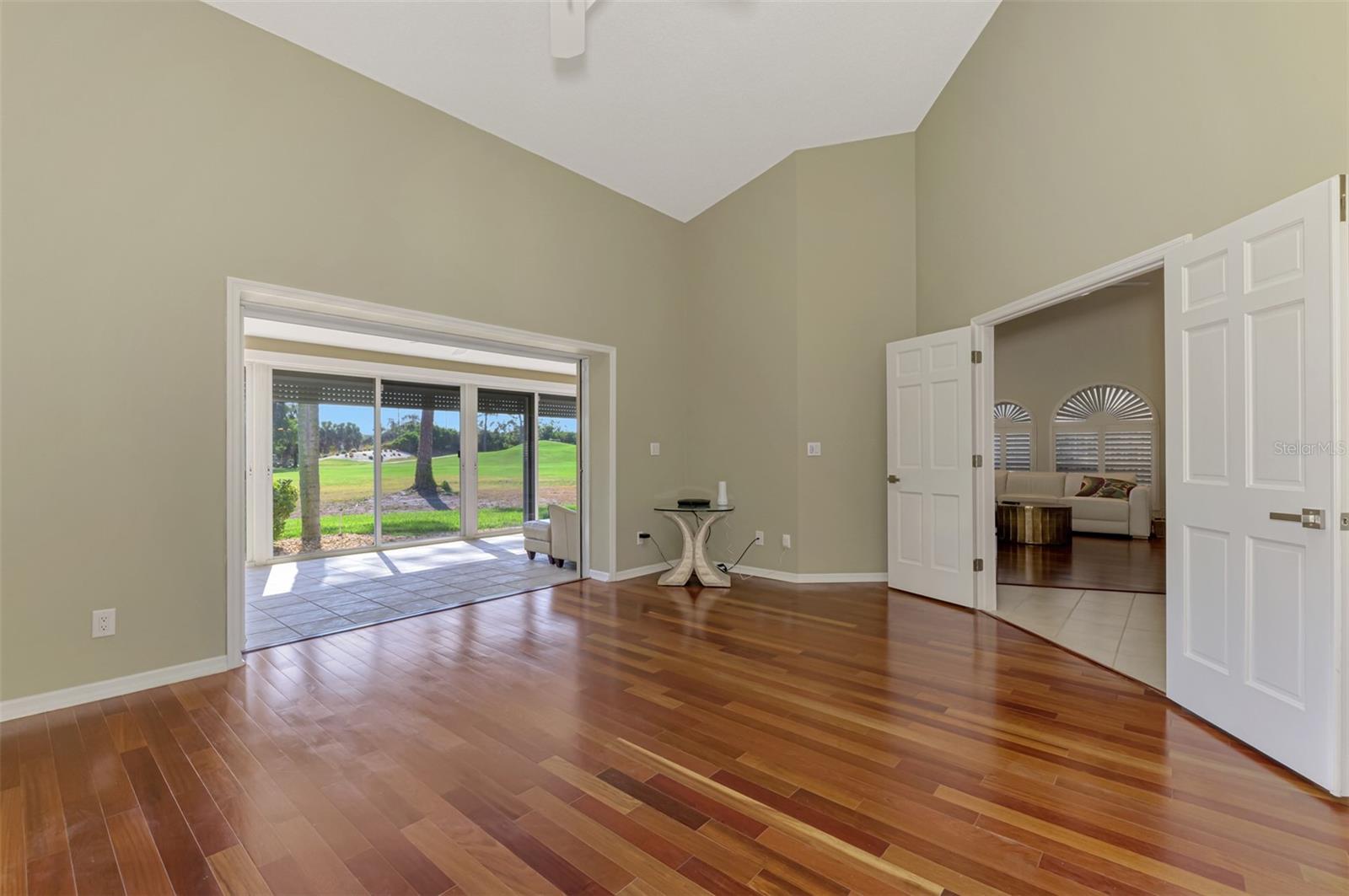 VILLA PALMERAS - Residential