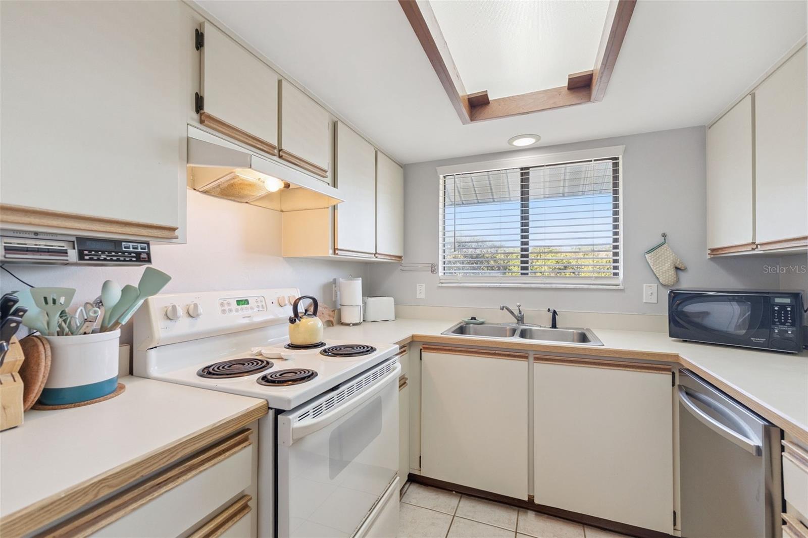 SEA WOODS CONDOS - Residential