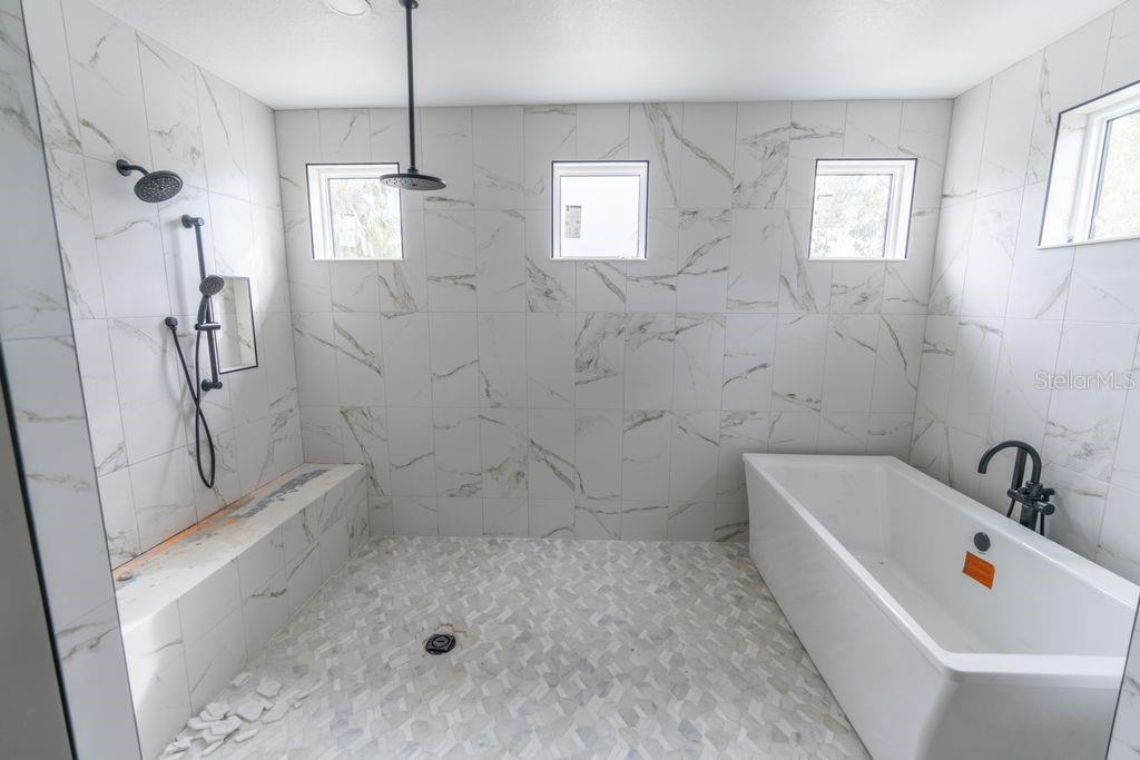 HENDERSON BEACH - Residential