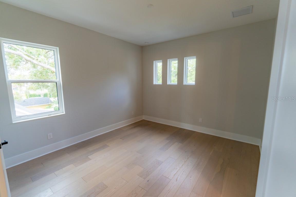 HENDERSON BEACH - Residential