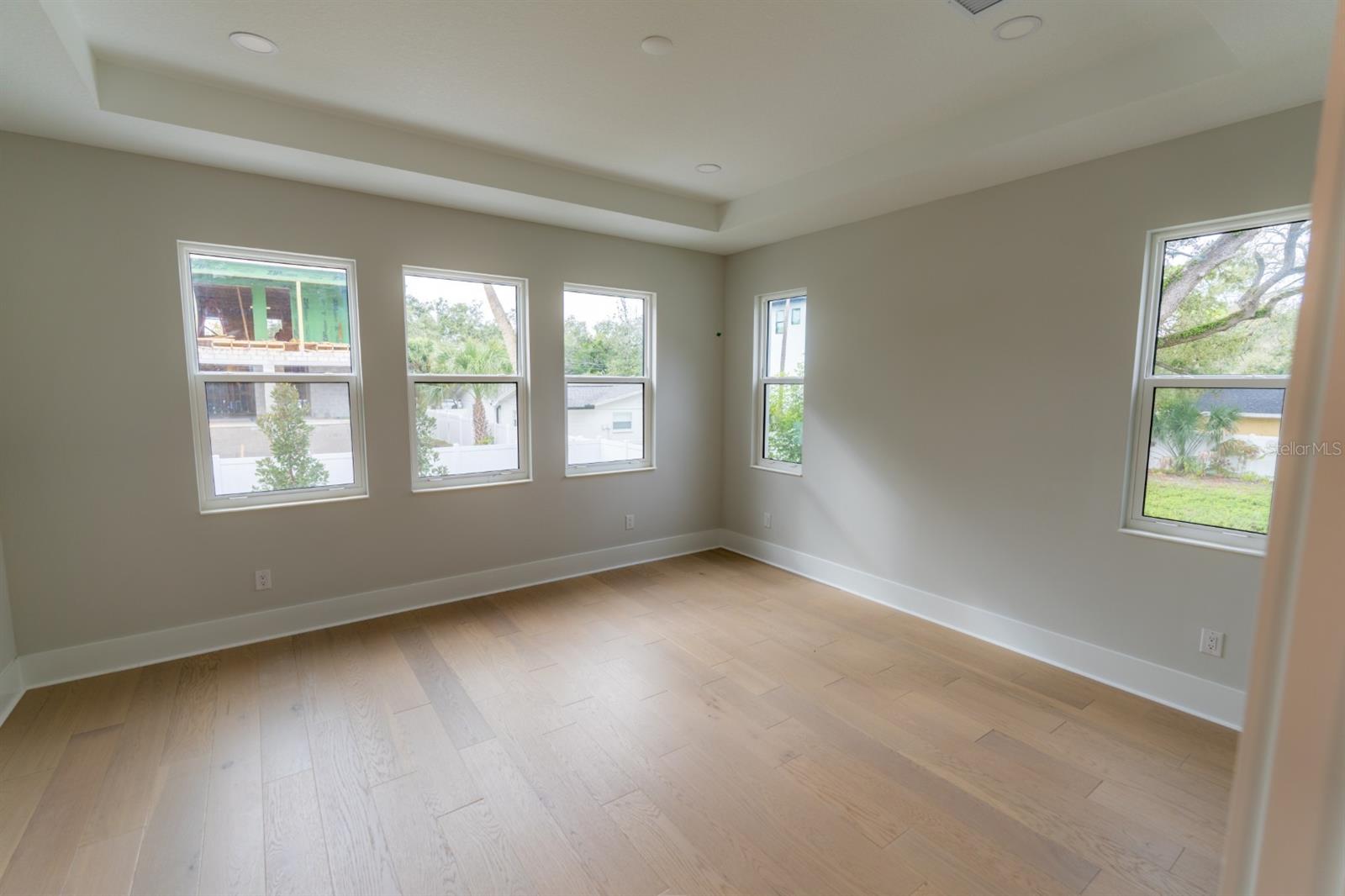 HENDERSON BEACH - Residential