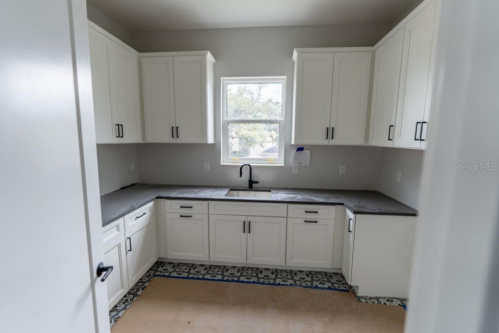 HENDERSON BEACH - Residential